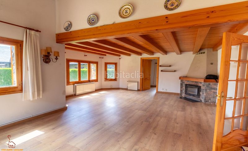 Foto eadd2a14-9c99-4b06-bdba-bfaee775db2a. Chalet  con jardín privado en Llívia