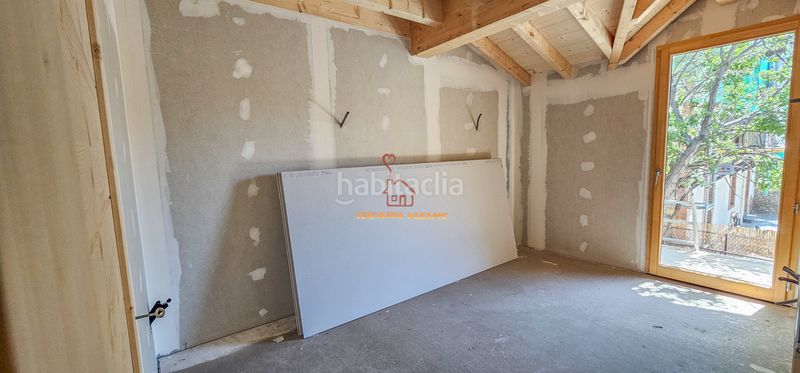 Foto 170d5573-43f9-4b2c-8873-aab5bcd34f1d. Casa amb xemeneia calefacció aparcament a Bourg-Madame