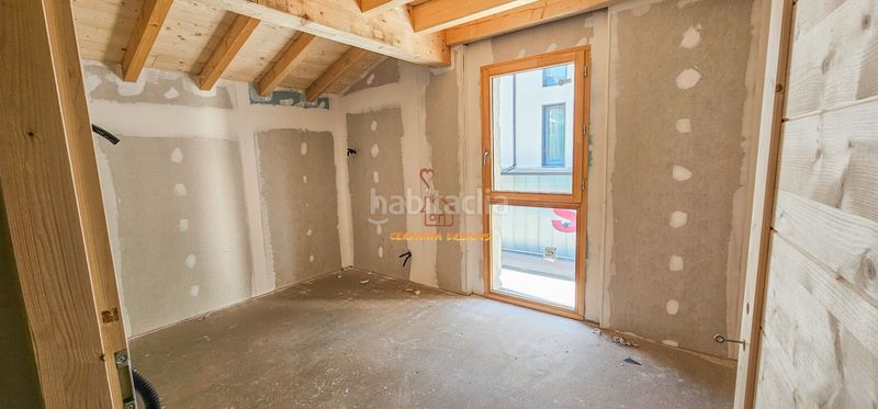 Foto cc718abb-ab2e-4001-b6c0-d1bb8670c52c. Casa amb xemeneia calefacció aparcament a Bourg-Madame