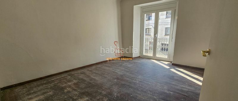 Foto 18b596cb-00dd-4a5f-aa3a-8ca056e3cd8e. Casa a carrer d'estavar 17 a Llívia