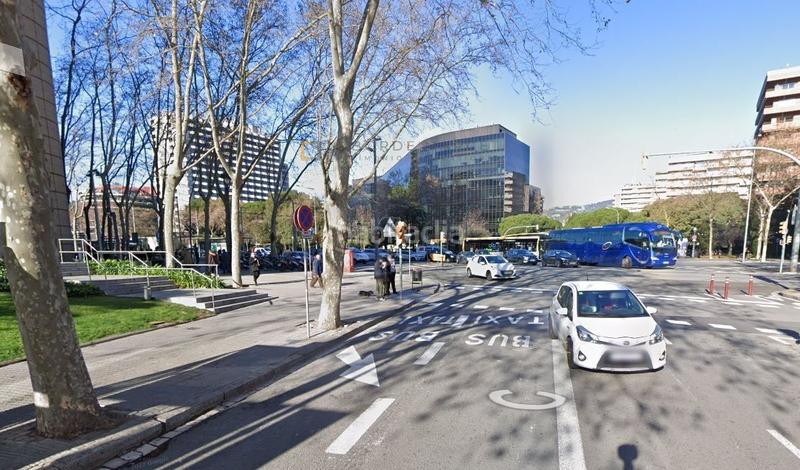 Foto 2263b51a-f77e-43e1-acf9-83820f01255c. Local comercial  en venta , ya arrendado, en excelente ubicación, junto a la av. diagonal con calle numancia a la altura de illa di en Barcelona