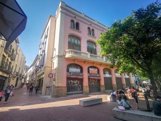 Édifice à Plaça vella, 5. Edificio cafè colom en venta en pl. vella  terrassa