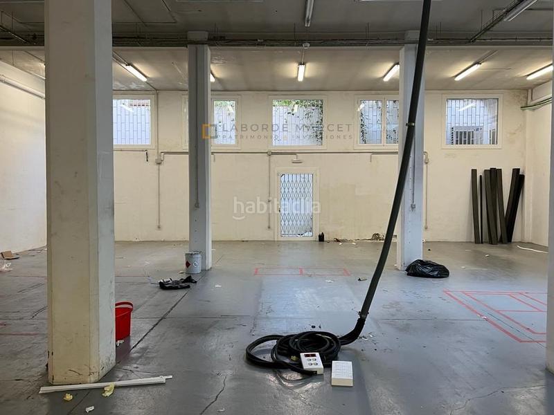 Foto 45a330fe-ad1e-4e6e-96b1-cdd3f4221e6c. Local comercial a Fort Pienc Barcelona