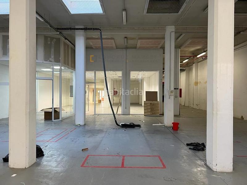 Foto c01b27d0-0229-4c2f-9c27-054e0ad637ae. Local comercial a Fort Pienc Barcelona