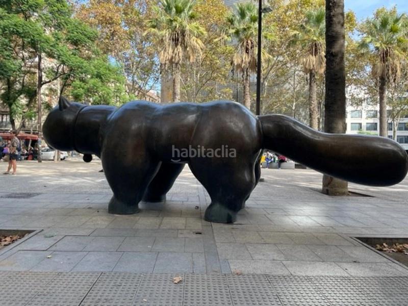 Foto 4f084dd4-767a-43e7-9b70-ed9996ec6fd8. Local commercial dans Raval Barcelona