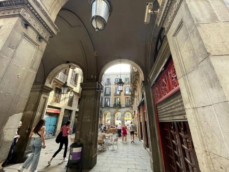 Foto ed6b6719-e134-4b7d-ae84-9fcdb7e68002. Local commercial dans Raval Barcelona