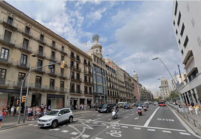 Foto f73e9d91-ad7d-4cce-98b4-45e95910b3f1. Traspàs local comercial a Raval Barcelona