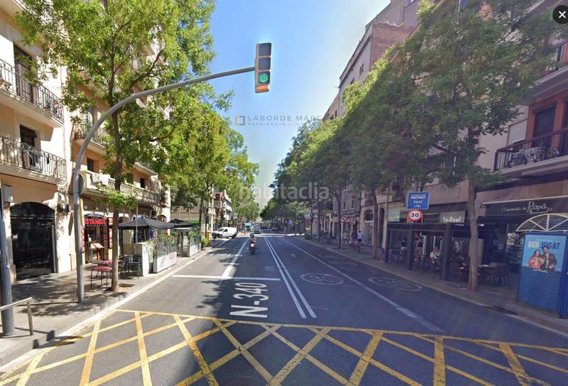 Foto 18fe743c-1e8e-420e-a257-96d93fc6db78. Alquiler local comercial local en traspaso en c creu coberta en Barcelona