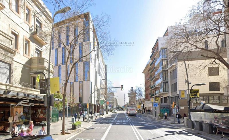 Foto 16d758ef-e3cc-4c28-9d70-a791a951bb09. Location local commercial dans Hostafrancs Barcelona