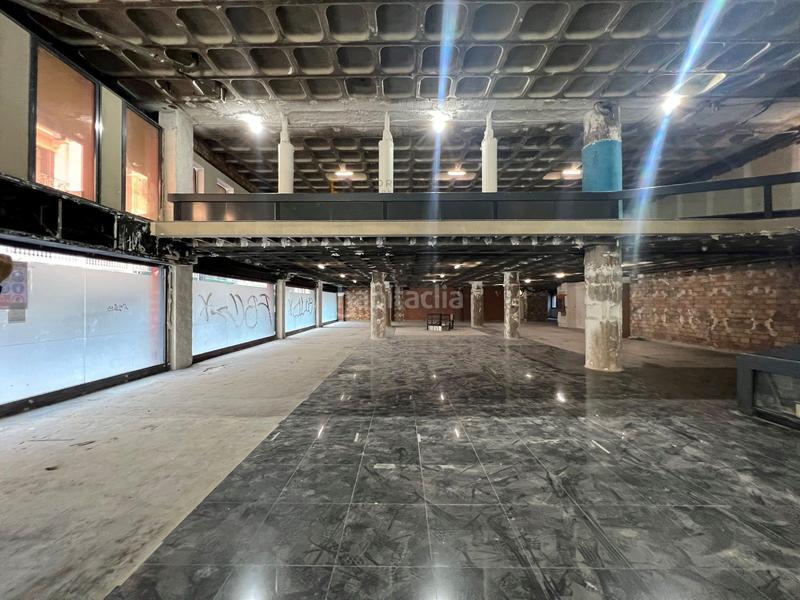 Foto 6bebba56-7ba6-410c-a005-1f7b54079bbc. Alquiler local comercial  en via augusta en Barcelona