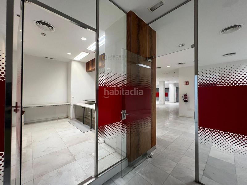 Foto 9f4d47d5-a267-4cad-ad60-e1a435d2f97f. Location local commercial dans Gòtic Barcelona