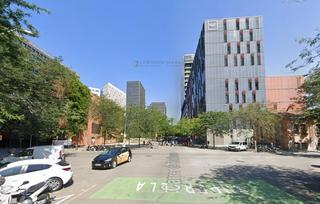 Business premise in Carrer d'Àvila, 124