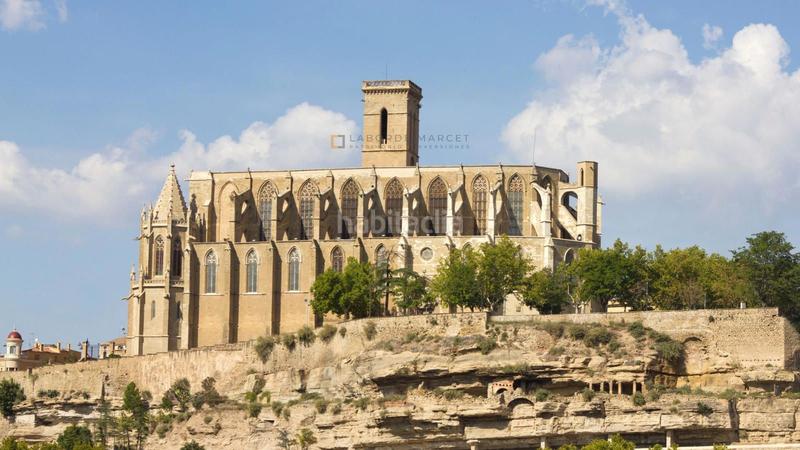 Foto 1991da12-1186-4b92-b71f-62a28fd01ffd. Edificio in Poble Nou Manresa