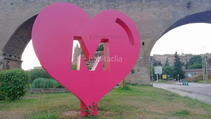 Foto 32c4edaf-634a-4409-9454-4792cd19fa36. Edificio in Poble Nou Manresa