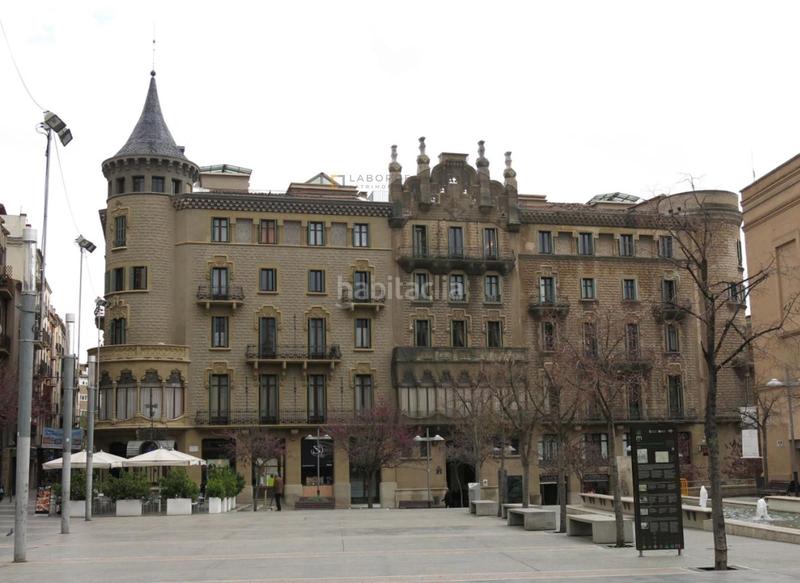 Foto 8e73562d-c499-49e7-b092-c4c0f4393c99. Edificio in Poble Nou Manresa