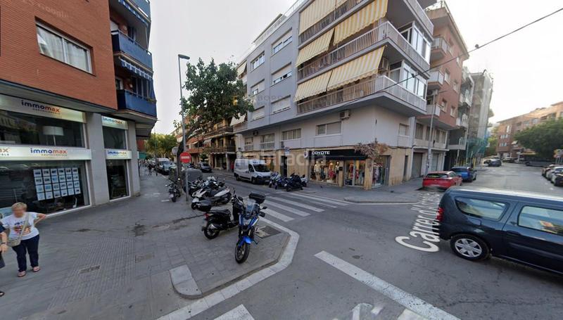 Foto a602d33f-aa8b-42c3-9f0b-4dd243aba863. Business premise in Centre Castelldefels