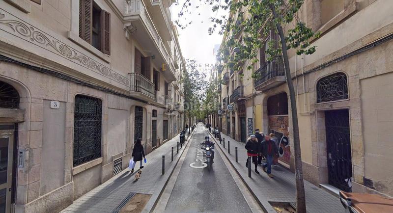 Foto 3ea3fe97-4253-470b-8f5a-fd588fb0d01b. Edificio  en venta en cSants en Sants Barcelona