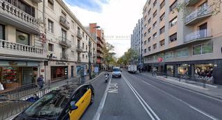 Edifici  C/ sants. Edificio en venta en csants  barcelona