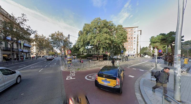 Foto d7f64083-e037-40ba-b9fe-9e80bbde7f57. Edificio  en venta en cSants en Sants Barcelona