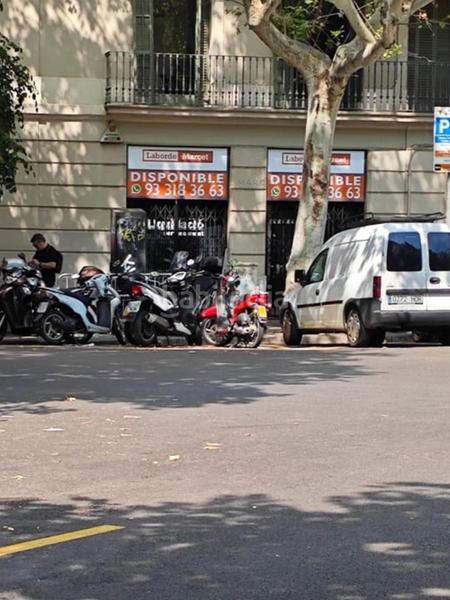 Foto df89d968-9bb6-4577-b42f-ecb37a64c4ad. Location local commercial dans Dreta de l´Eixample Barcelona
