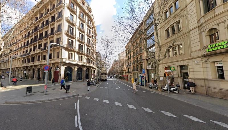 Foto 7f2ba871-f043-4fe5-8fb9-94657517af95. Location local commercial dans Dreta de l´Eixample Barcelona