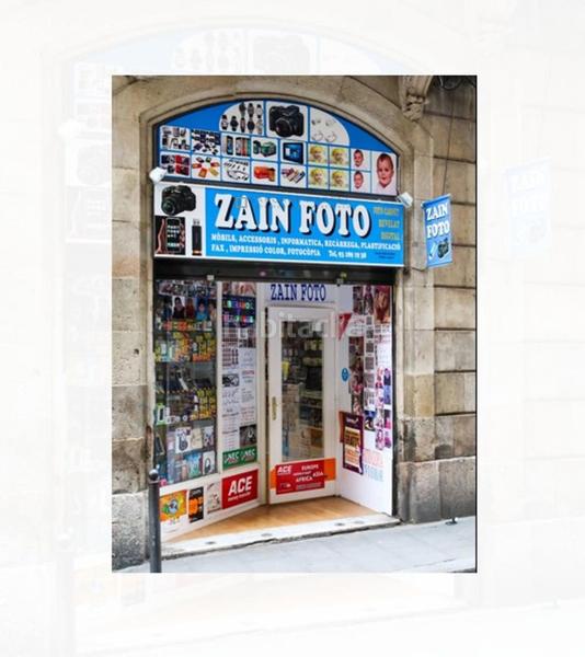 Foto b8d11a3b-4ead-4e2d-9498-25d956666242. Locale commerciale in Raval Barcelona