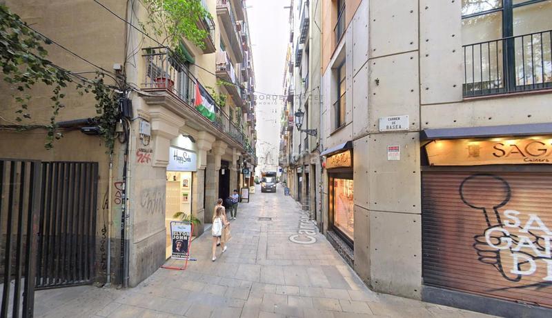 Foto 9b28c429-36e5-4df1-aee1-e400b508c2e6. Alquiler local comercial local en alquiler cerca de via laietana en Barcelona