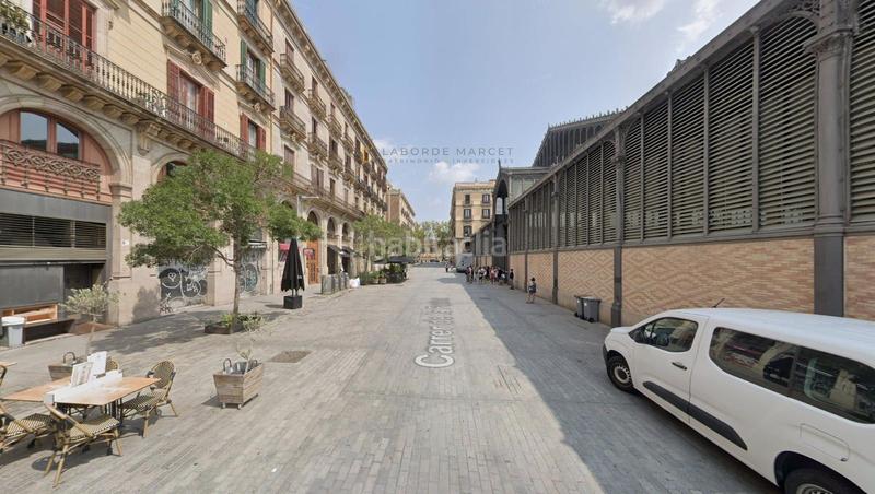 Foto df858caa-aae9-47a6-b1a7-d1d212156422. Alquiler local comercial local en alquiler cerca de via laietana en Barcelona