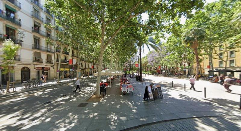 Foto 83864e53-1b1d-4b50-9a44-36190fc8aaf6. Traspàs local comercial a Raval Barcelona