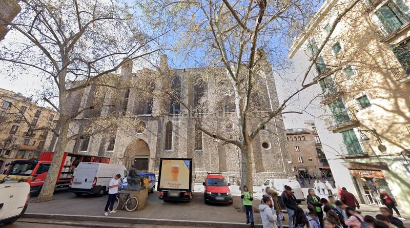 Foto d1d1b471-38d4-4c71-a0d7-f28d7b9232b4. Traspàs local comercial a Gòtic Barcelona