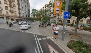 Geschäftsraum  C/ pi i margall. Local en rentabilidad cerca de la c pi i margall al 5 de rentabi