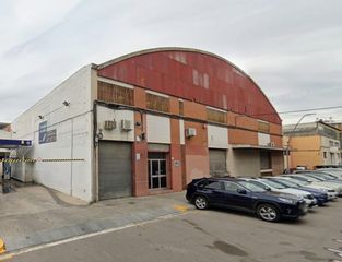 Nau industrial  Bon pastor. Nave industrial en venta en bon pastor