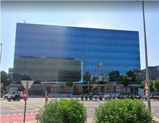 Miete Geschäftsraum in Països catalans 36-38. Local comercial en alquiler en av. països catalans  espluges