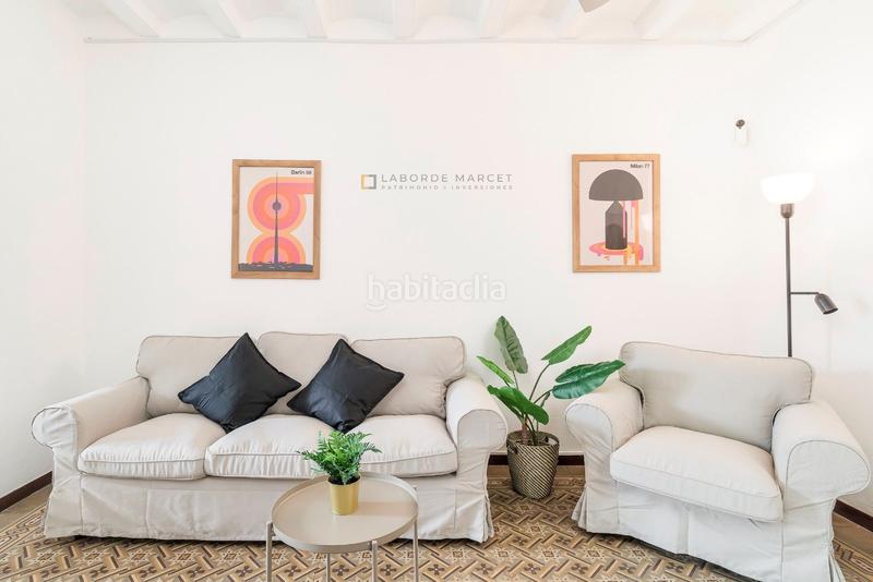 Foto 05437d2e-eae6-4c75-9b66-2900dcfa75e3. Gebäude in Raval Barcelona