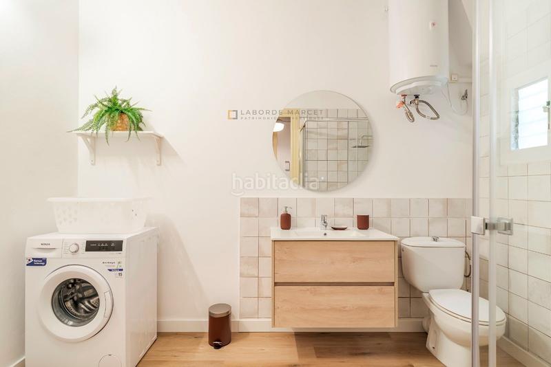 Foto f6da9ce5-3eb0-4564-bf47-450f351b4b0d. Gebäude in Raval Barcelona