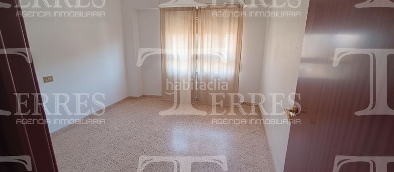 Foto 4430164f-04ee-45cb-8469-7d3c265b0fbe. Pis a Vall d´Uixó (la)