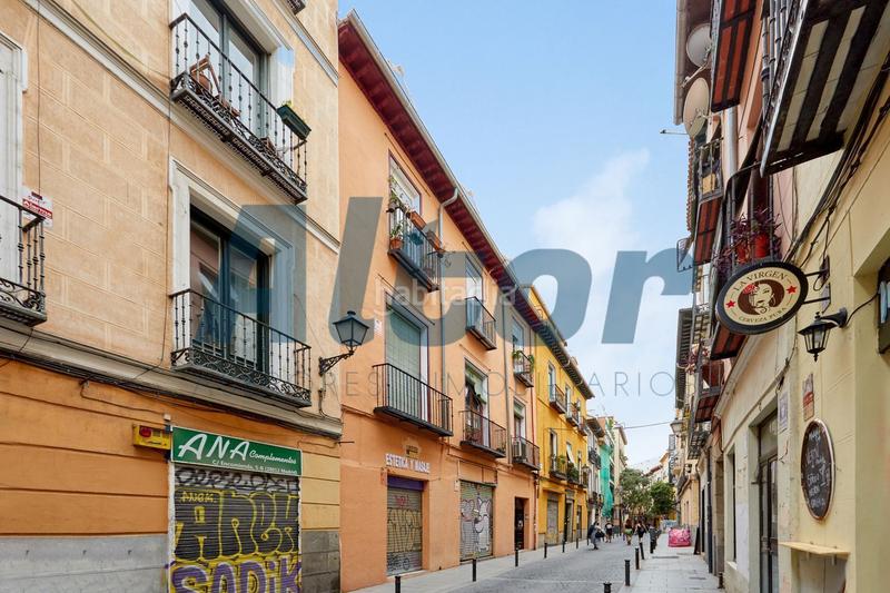 Foto db827049-fcd2-483c-996d-d92e00df1da7. Pis amb calefacció a Embajadores-Lavapiés Madrid