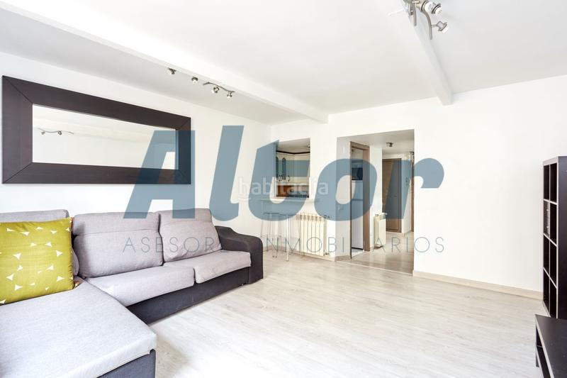 Foto f0c39c06-2e64-4c86-abf5-e7ee86b33e0f. Pis amb calefacció a Embajadores-Lavapiés Madrid