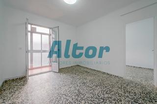 Piso  Aliseda. En madrid