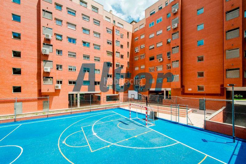 Foto 4ade8fe2-07d3-41b6-82ed-697b45d4420b. Dúplex en Sanchinarro Madrid