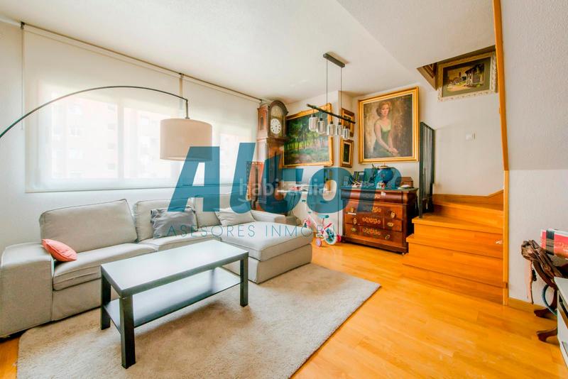 Foto be3e3cbe-2ee9-45d5-b918-5f6210dbc70e. Dúplex en Sanchinarro Madrid