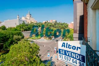 Alquiler Piso  De segovia. En madrid