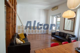 Location Appartement  Del 7 de julio. Altor asesores alquila exclusivo piso en el corazon historico de
