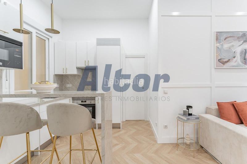 Foto 07ff6065-74c1-4804-b519-46bf47f06f6d. Piso en Universidad-Malasaña Madrid