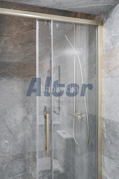 Foto 66ee28fd-be21-45ad-a211-2d7a40efd271. Piso en Universidad-Malasaña Madrid