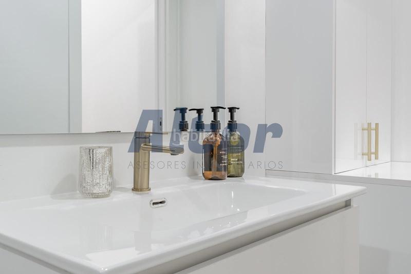 Foto f74c953c-e0ea-4004-a25e-64969164a7d0. Piso en Universidad-Malasaña Madrid