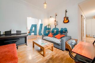 Etagenwohnung  Del conde de peñalver. Piso en edificio señorial en la calle conde de peñalver  barrio