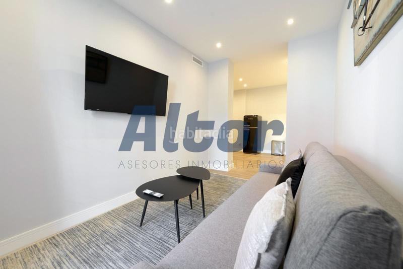 Foto 31b39581-25ff-4477-a14e-3d688545b921. Piso en Cortes-Huertas Madrid