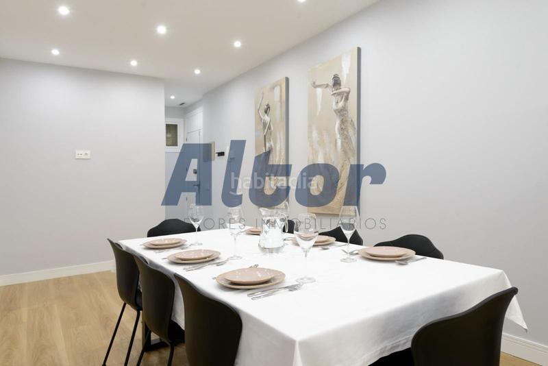 Foto bbf44692-60ca-4943-baab-06f993b574cd. Piso en Cortes-Huertas Madrid