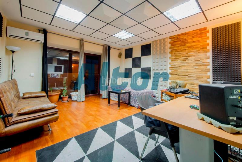 Foto b15d2dd5-29e1-4560-98ee-9df83528c793. Piso en Rejas Madrid